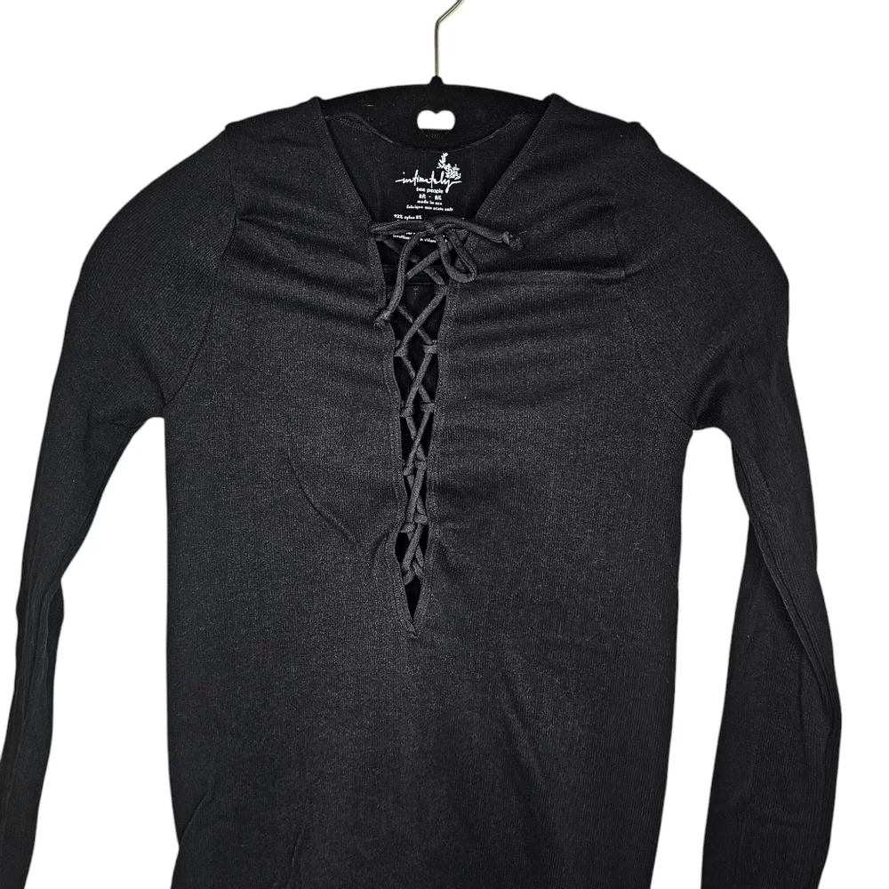 Free People Stretch Ribbed Lace-Up Fitted Tee•Size M/L•NWOT - Picture 5 of 10